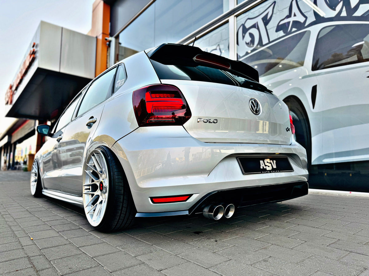 Lanternas LED VW Polo fumê